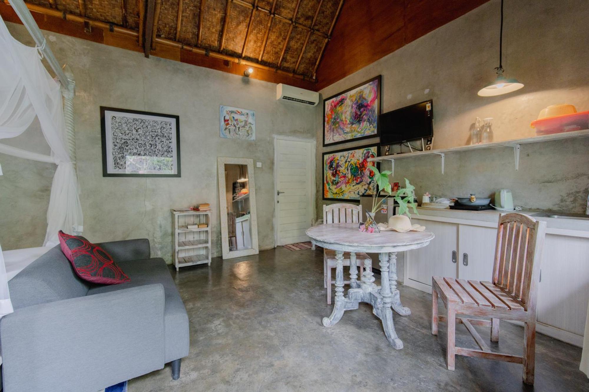 The Onion Collective Hostel Ubud  Exterior photo