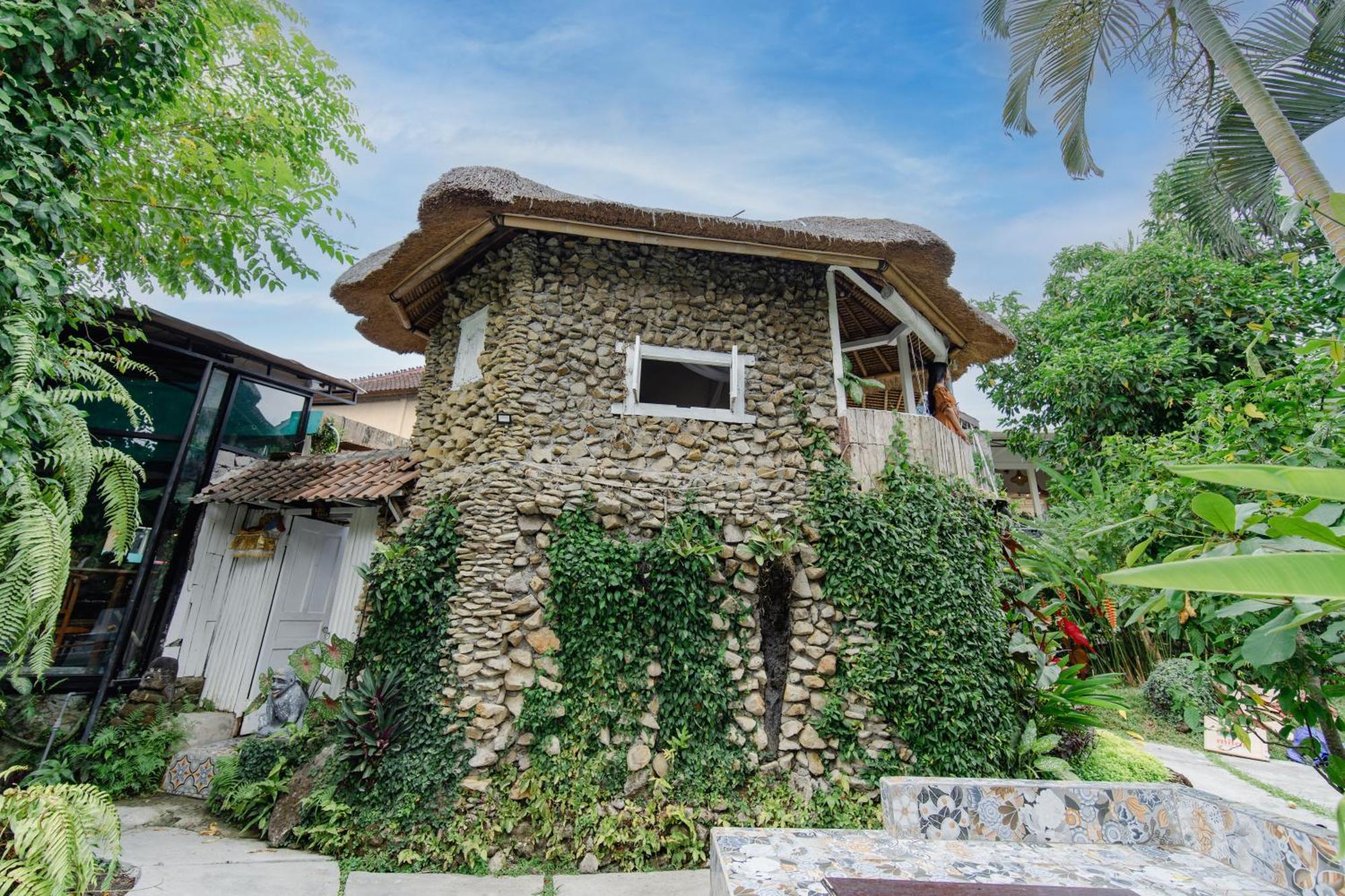 The Onion Collective Hostel Ubud  Exterior photo