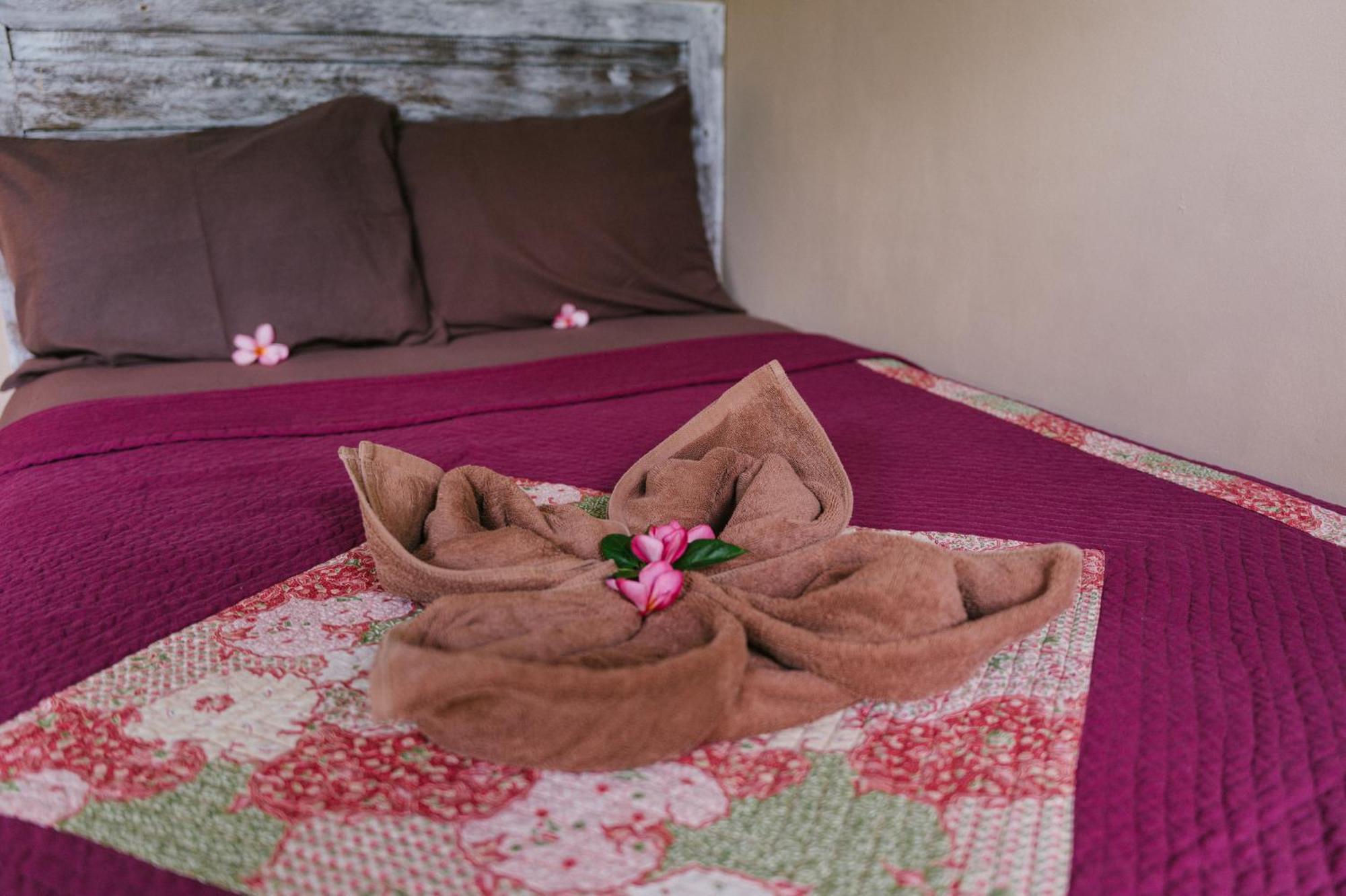 The Onion Collective Hostel Ubud  Exterior photo