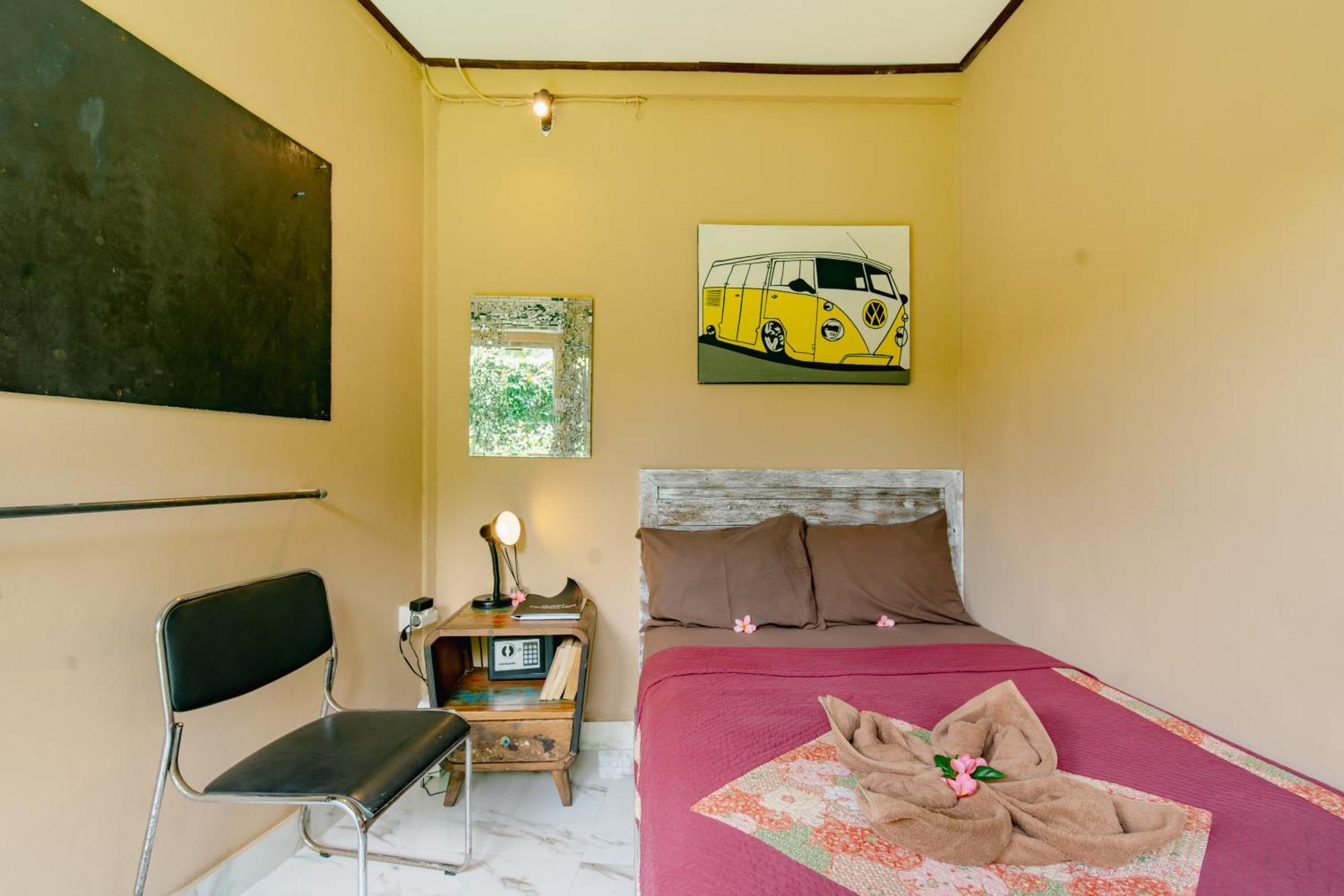 The Onion Collective Hostel Ubud  Exterior photo
