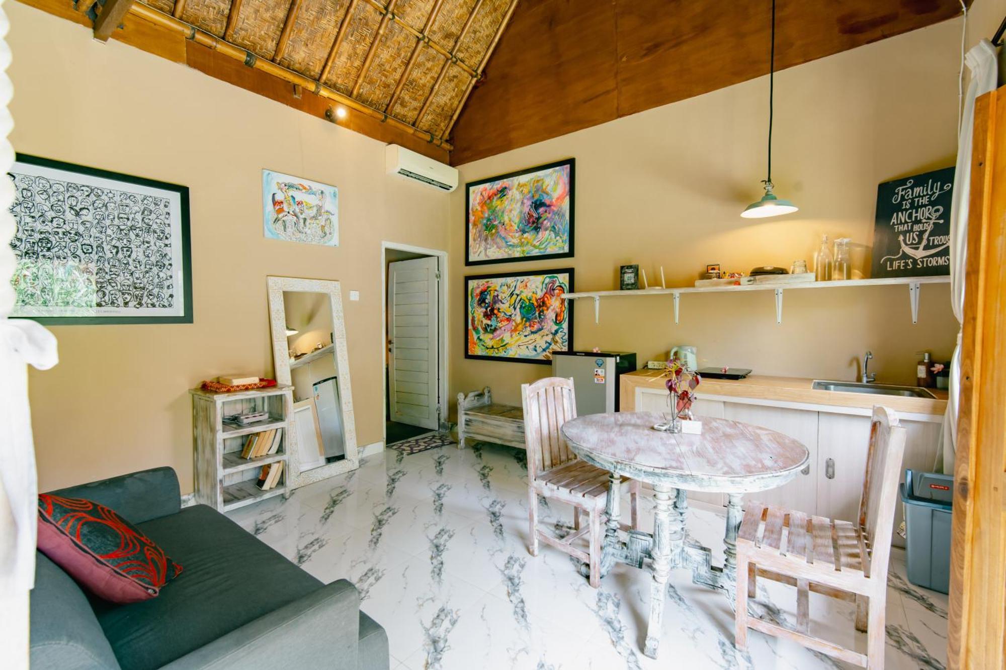 The Onion Collective Hostel Ubud  Exterior photo